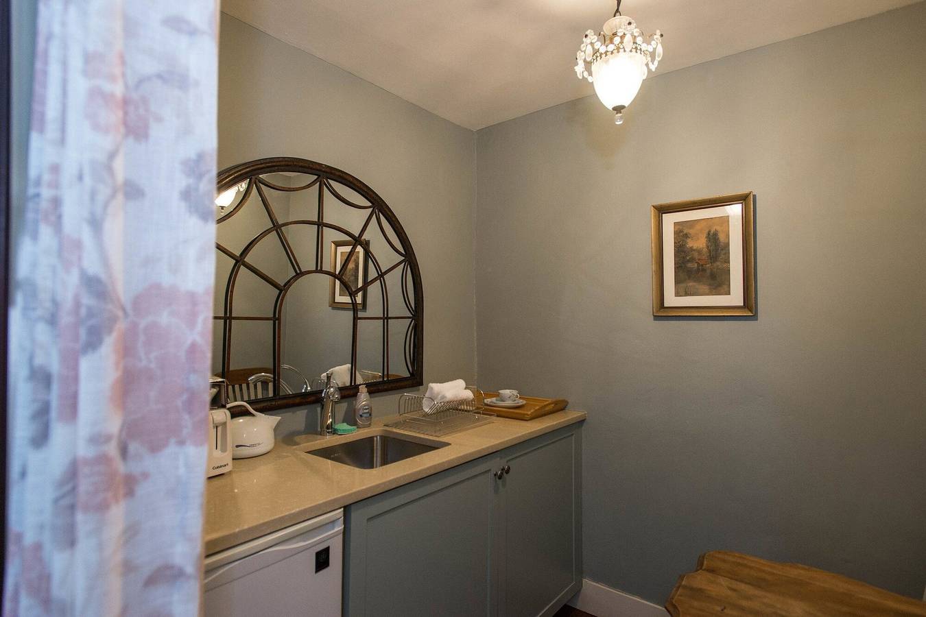 Estudio entero, The Maine Room in New York in Manhattan, Nueva York