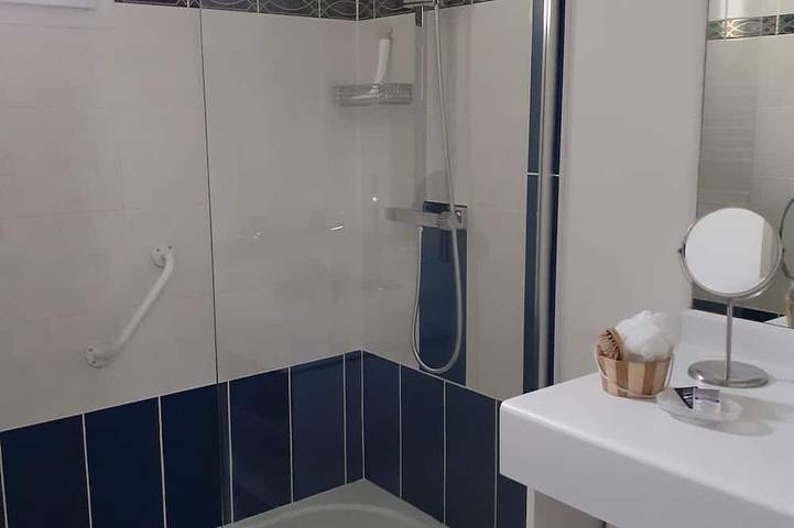 Location de vacances pour 2 personnes, avec jardin à Ozillac - 3