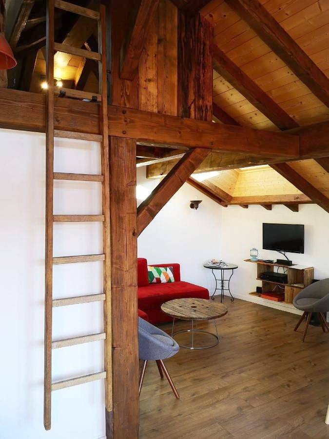 Gîte pour 6 personnes, avec vue et balcon à Bozel - 3