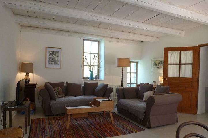 Gîte pour 7 personnes, avec jardin à Goudargues - 3