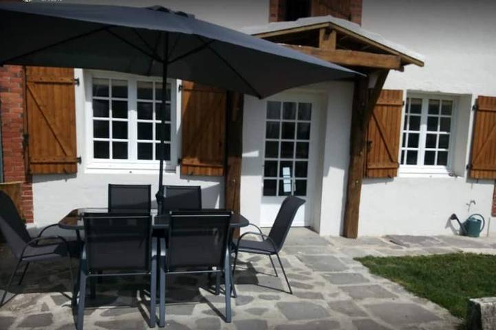 Location de vacances pour 5 personnes, avec Terrasse et Jardin dans Saint-Pourçain-sur-Besbre