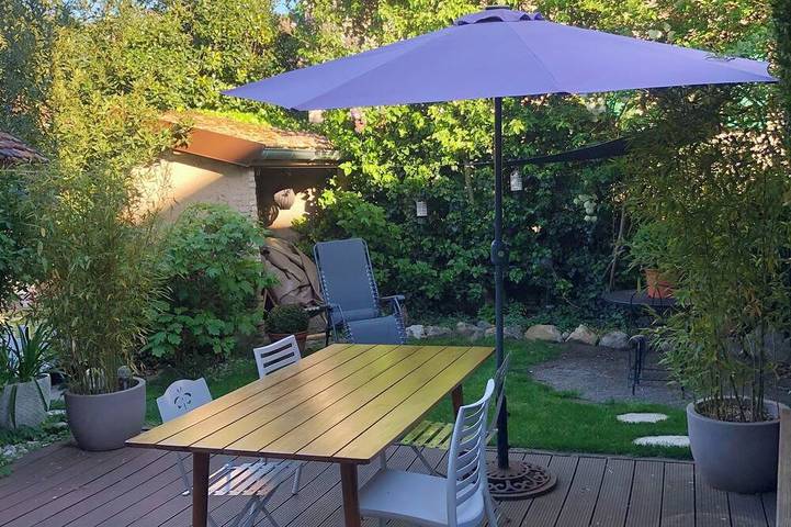 Location de vacances pour 5 personnes, avec terrasse et jardin dans Lully