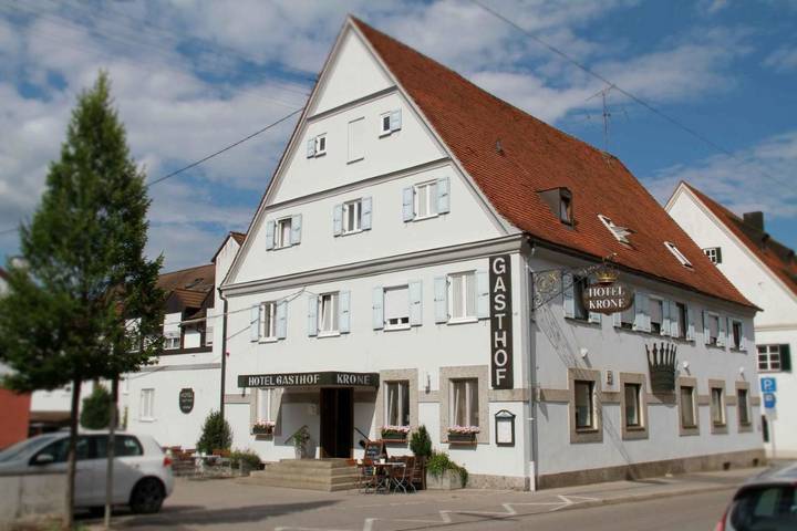 Hôtel pour 3 personnes, avec Terrasse à Zusmarshausen