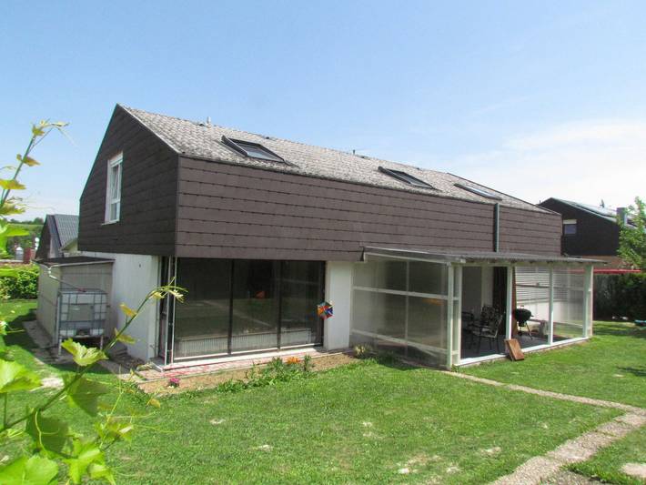 Ferienwohnung für 9 Personen, mit Terrasse und Garten