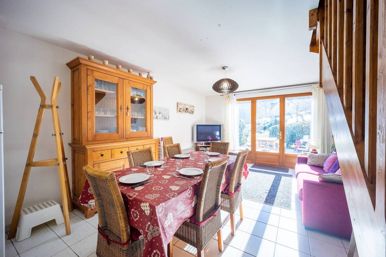 Appartement de vacances entier, Appartement  8 personnes à Genos Proche lac Wifi in Génos, Pyrénées