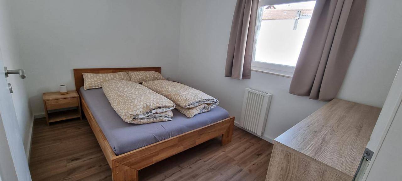 Fn Oak Bungalow in Friedrichshafen, Region Bodensee-Oberschwaben