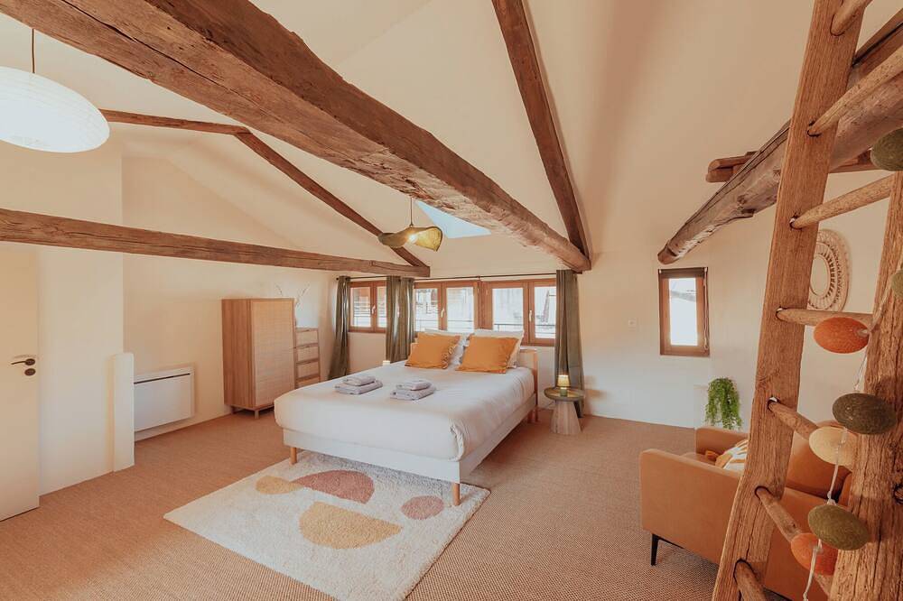Maison typique figeacoise avec soleiho, centre historique in Figeac, Lot