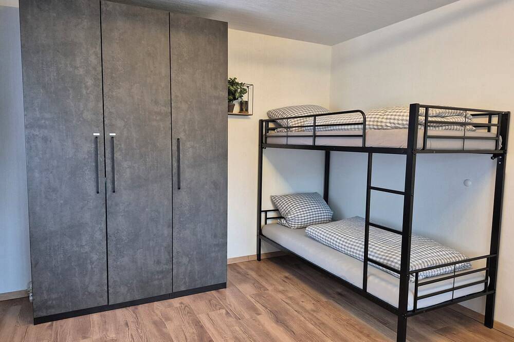 Ganze Wohnung, Gemütliche Ferienwohnung 'Lieblingsplatz' mit Pool und Sauna in Kniebis, Freudenstadt