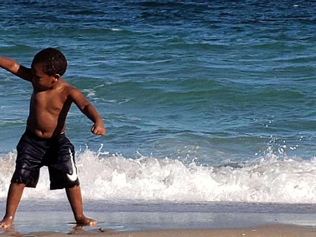 Ganze Wohnung, Monthly winter rates. Ground floor. Heart of Surf City. 515 N. Shore Dr. Apt. #3 in Surf City, Topsail Island