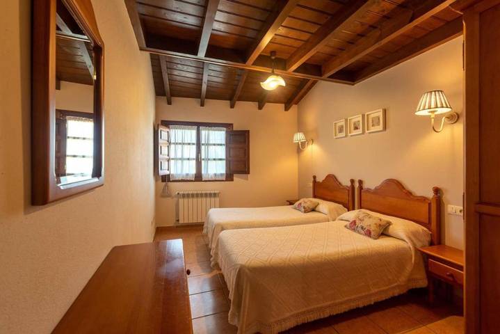 Casa rural para 16 personas, con Terraza en Llanes - 2