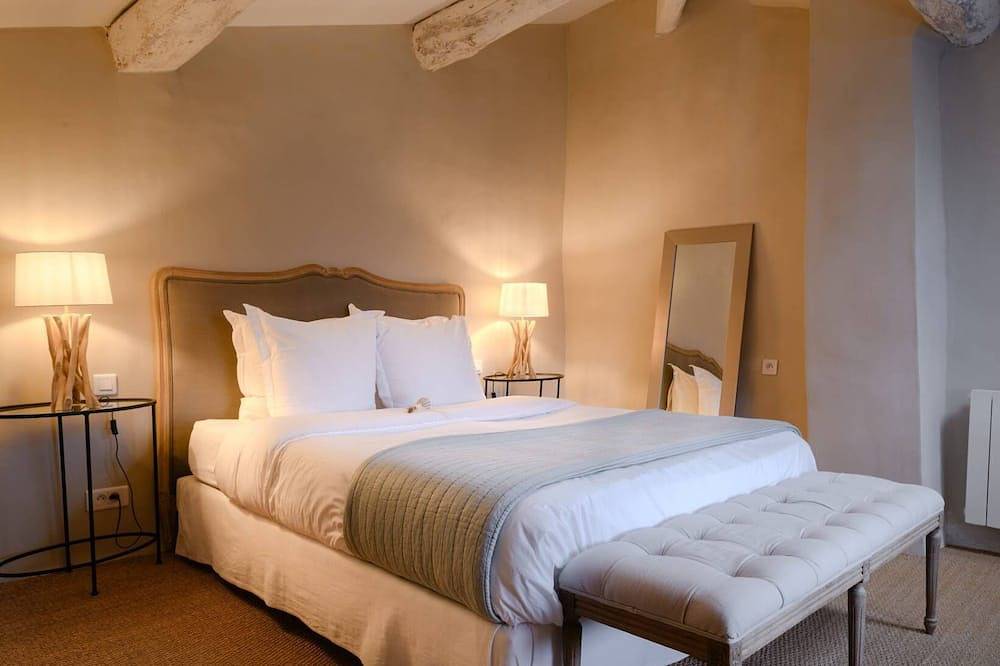 Exquisita casa en la impresionante Provenza in Rustrel, Parque natural regional del Luberon