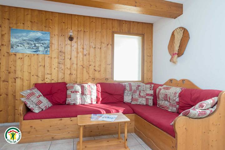 Gîte pour 9 personnes, avec jardin à Corrençon-en-Vercors - 2