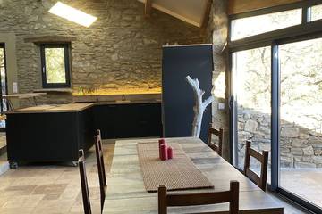 Gîte pour 6 personnes, avec terrasse, animaux acceptés à Saint-Vincent-d'Olargues