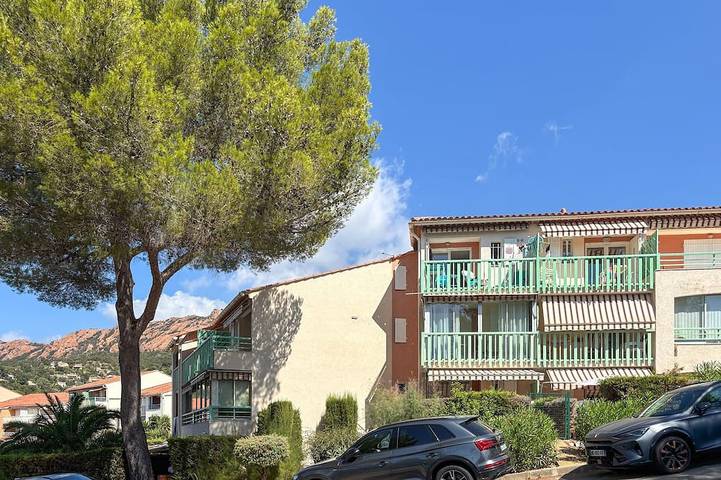 Apartamento entero, Awesome apartment in Agay with house sea view in Agay, Saint-Raphaël (Var)