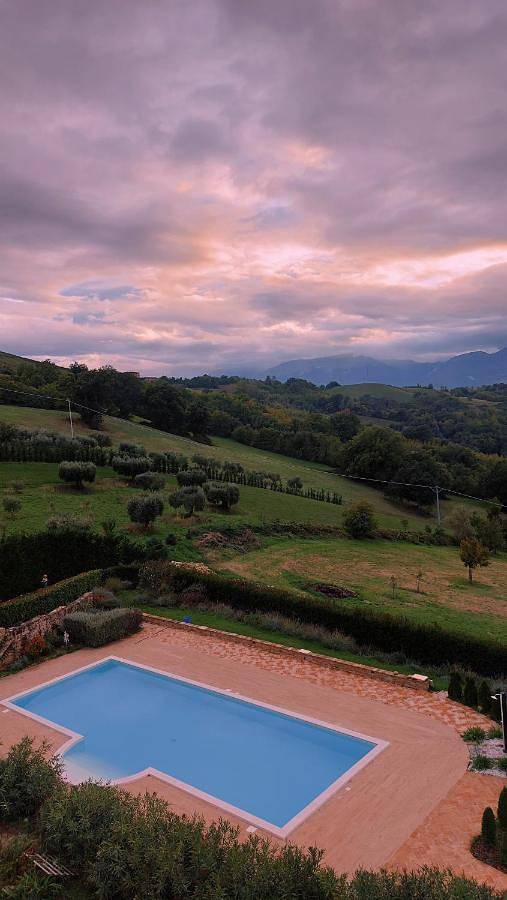 Ferienhaus für 6 Personen, mit Terrasse und Garten sowie Pool und Ausblick in Penna San Giovanni - 2