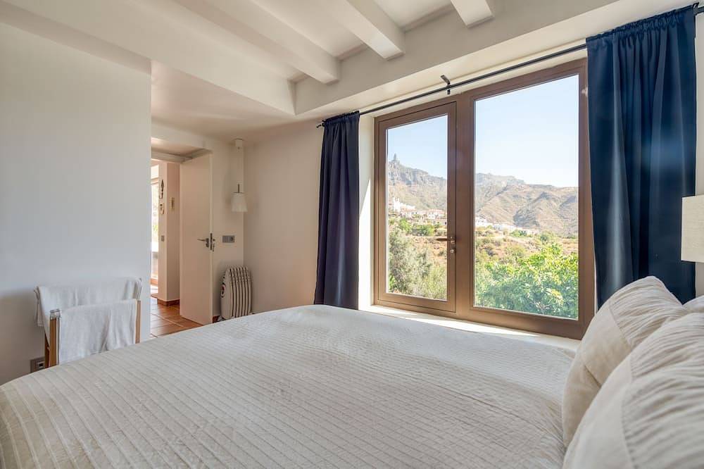 House In The Heart Of The Island in Tejeda, North Gran Canaria