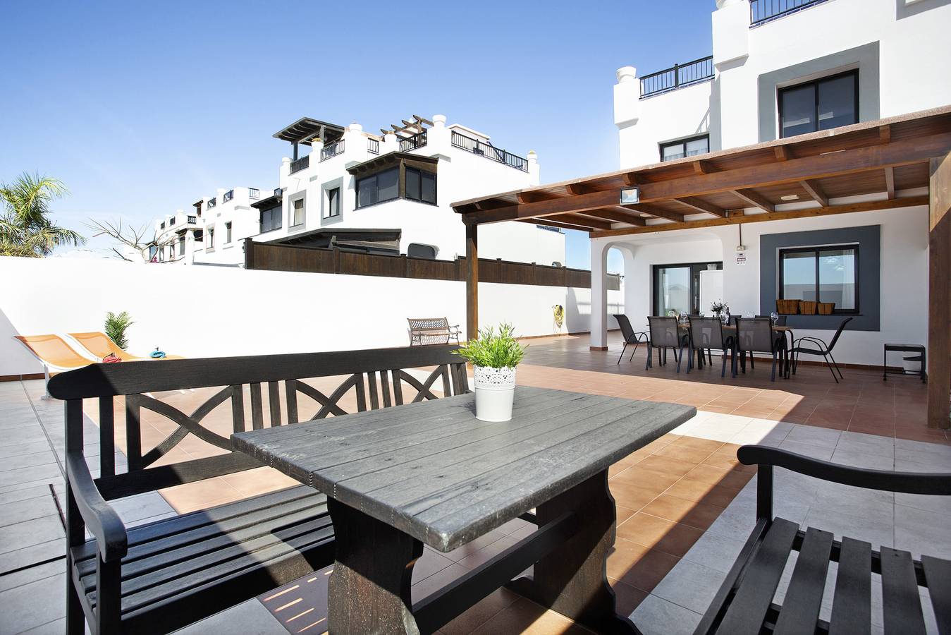 Ferienhaus 'Villa Zoe' mit Meerblick, Gemeinschaftspool und Wlan in Geafond, La Oliva