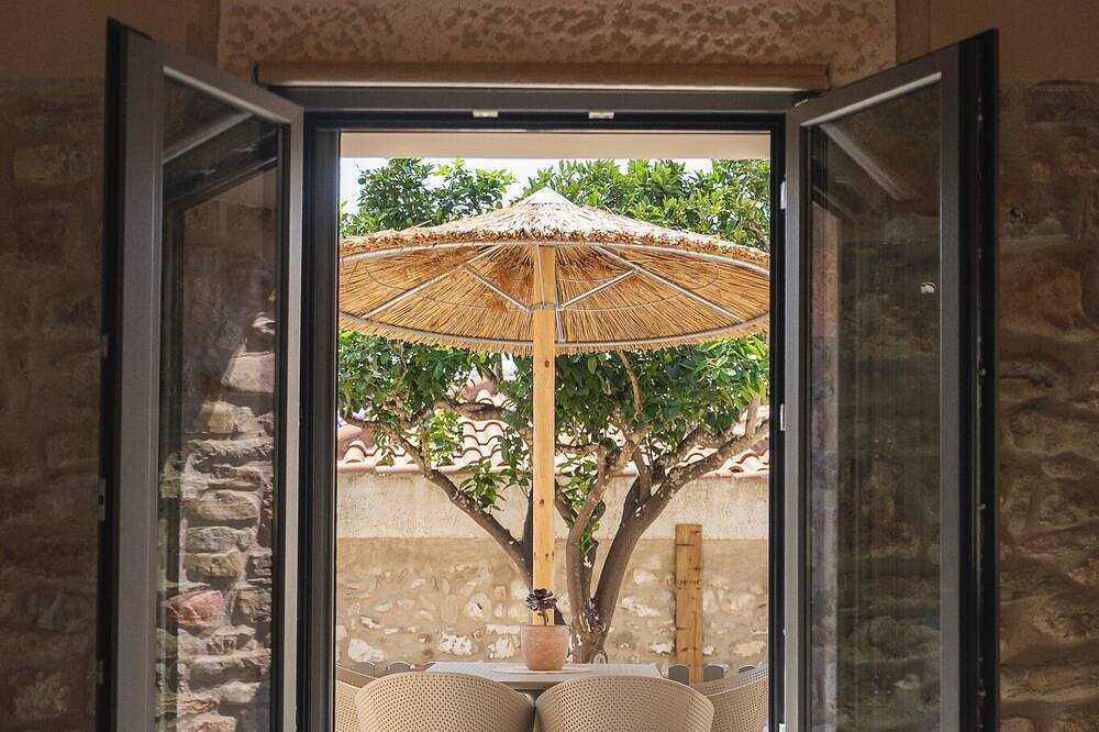 Petra apartments No 1 Methoni Messinias in Methoni, Messenia