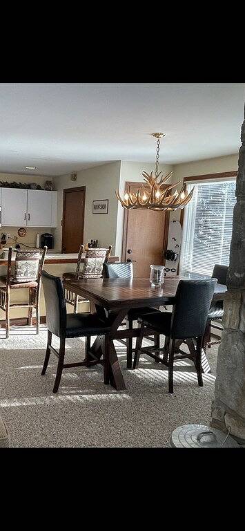 Ganze Wohnung, Ski in Ski out Condo at Seasons on Mount Snow Hosted by Dean and Tina in Dover (VT), Mount Snow