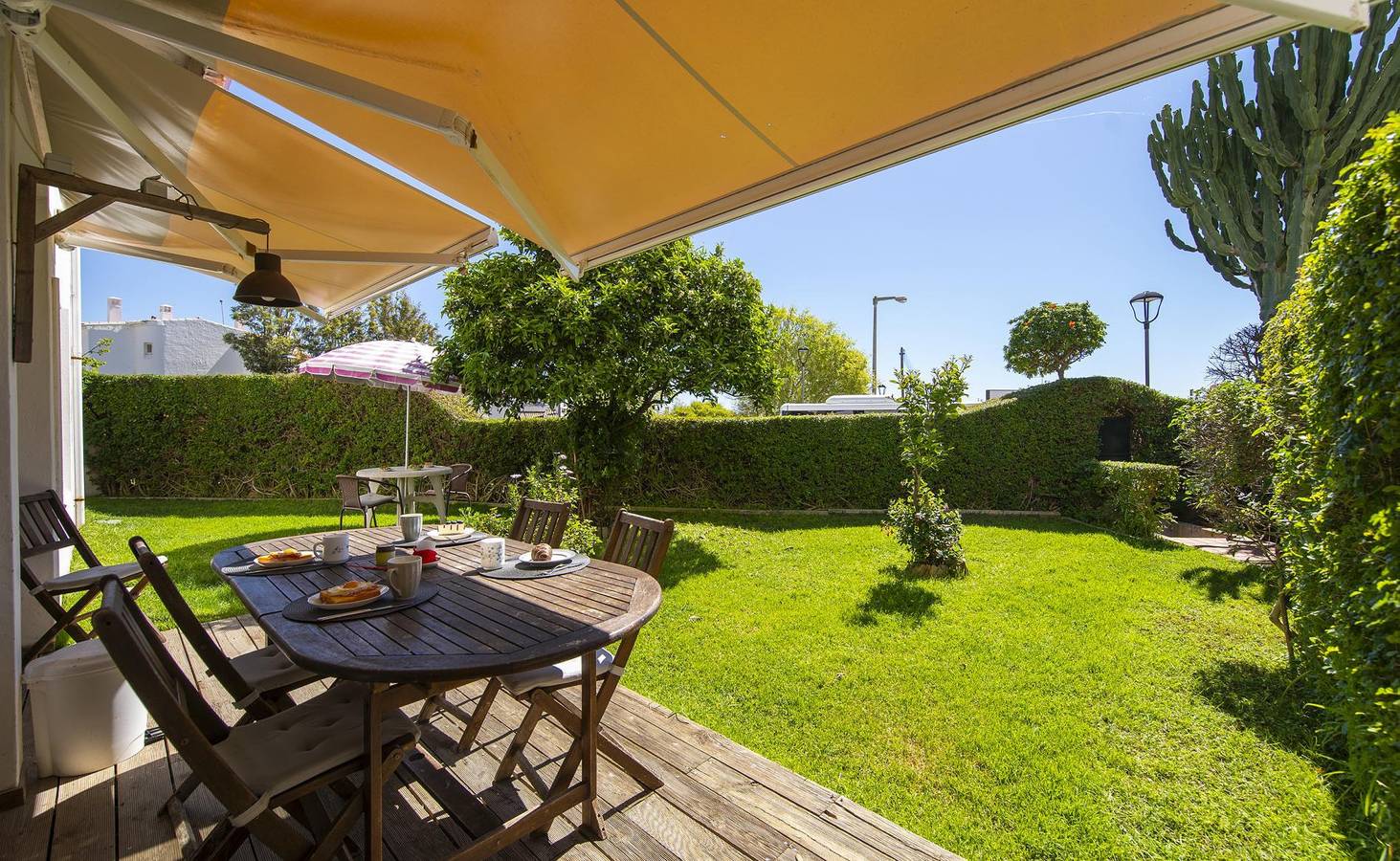 Apartamento inteiro, Apartamento de férias para 6 pessoas com terraço in Luz (Lagos, Portugal), Distrito de Faro