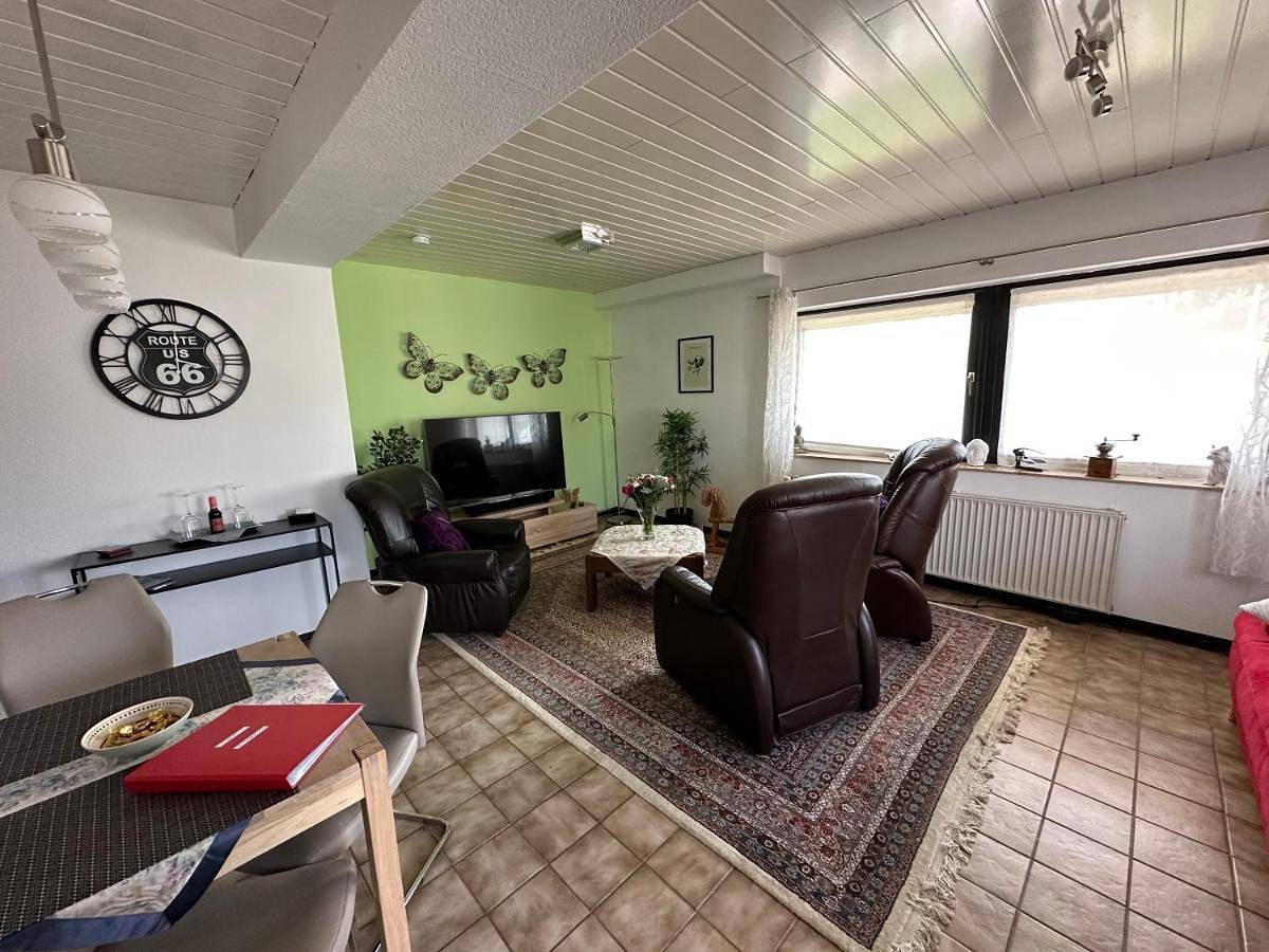 Ganze Wohnung, One-Bedroom Apartment in Wiehl, Oberbergischer Kreis