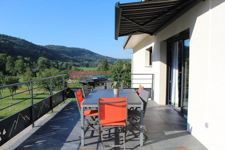 Gîte pour 6 personnes, avec terrasse