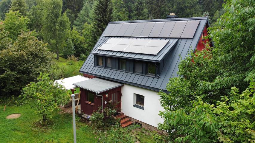 Ferienhaus für 7 Personen, mit Terrasse und Garten sowie Sauna in Altenberg