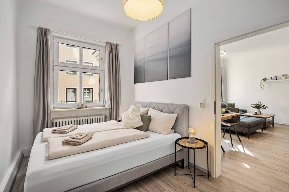 Entire apartment, Gigantic old building apartment with Wifi and free parking in the city center in Bad Kissingen, Rhön-Bayern