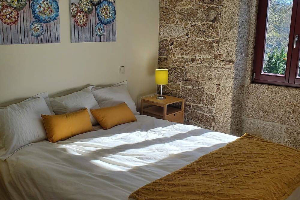 Privacy and Country charm, Dive In in Meadela, Viana do Castelo