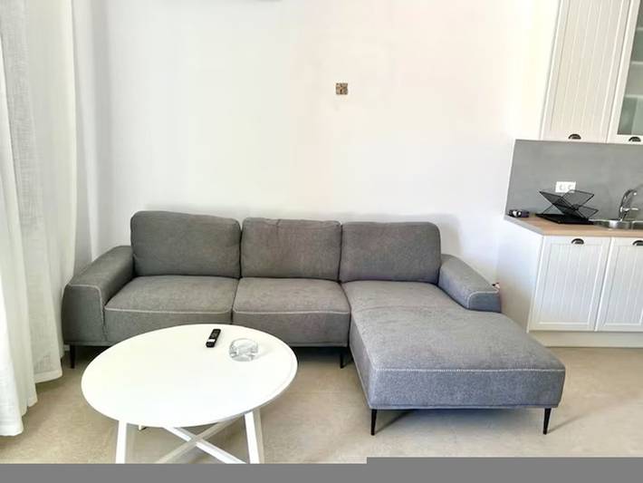 Villa pour 6 personnes, avec vue sur l’océan ainsi que jardin et balcon, adapté aux familles dans Paros - 3