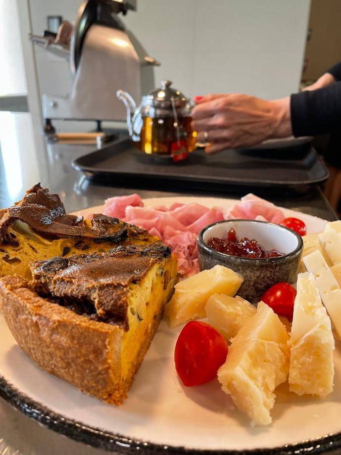 Privatzimmer für 2 Personen, mit Ausblick und Garten in Monzambano - 3