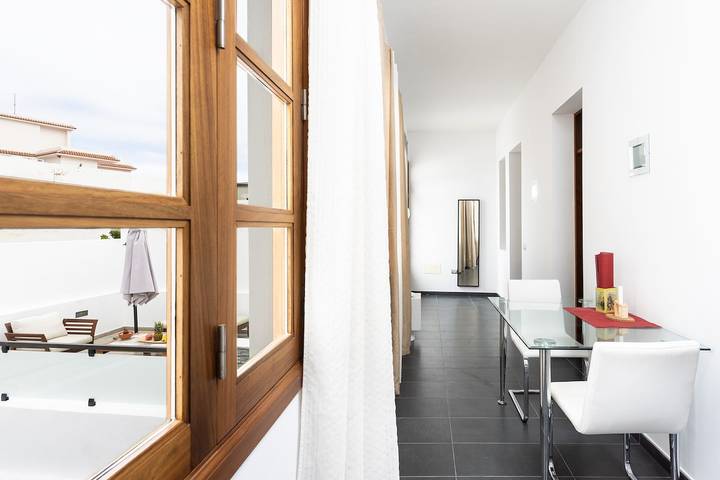 Ganze Wohnung, Ferienwohnung für 2 Personen mit Terrasse in Los Silos, Teneriffa Nord