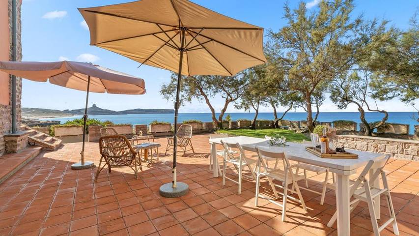Casa vacanza per 8 persone, con giardino e panorama in San Giovanni di Sinis