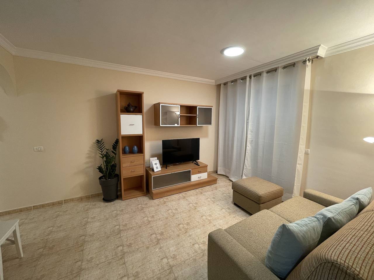 Ganze Wohnung, Ferienwohnung 'El Rincón De Ale' mit Wlan und Klimaanlage in Los Abrigos, Granadilla de Abona