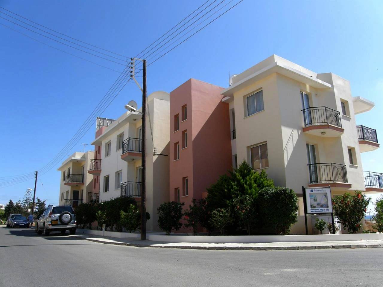 Athena and The Owl Beachside Apt in Paphos, Südzypern