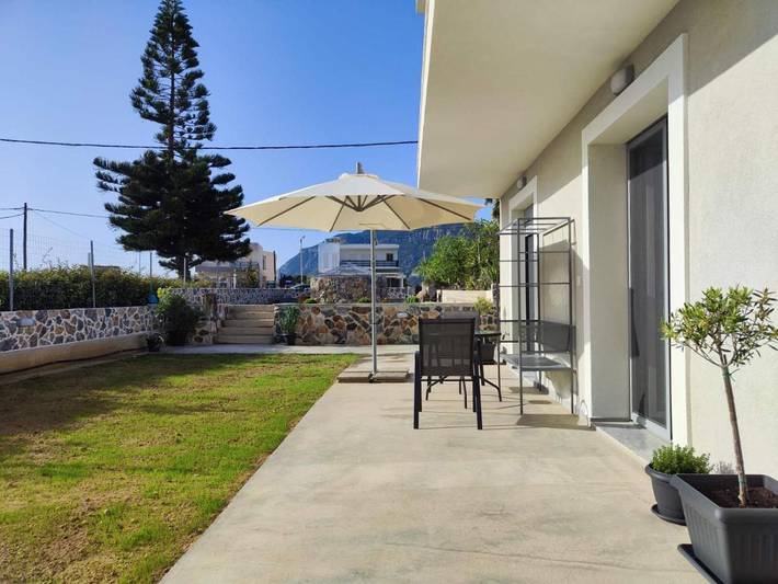 Appartement de vacances pour 4 personnes, avec vue et jardin