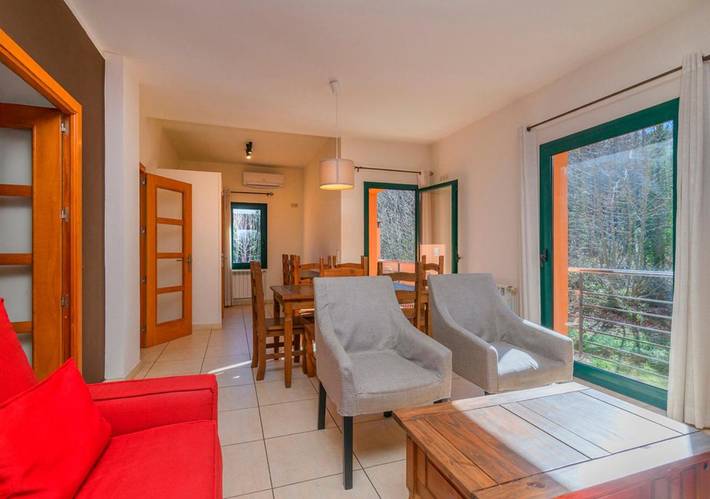 Location de vacances pour 10 personnes, avec vue ainsi que piscine et balcon dans San Celoni
