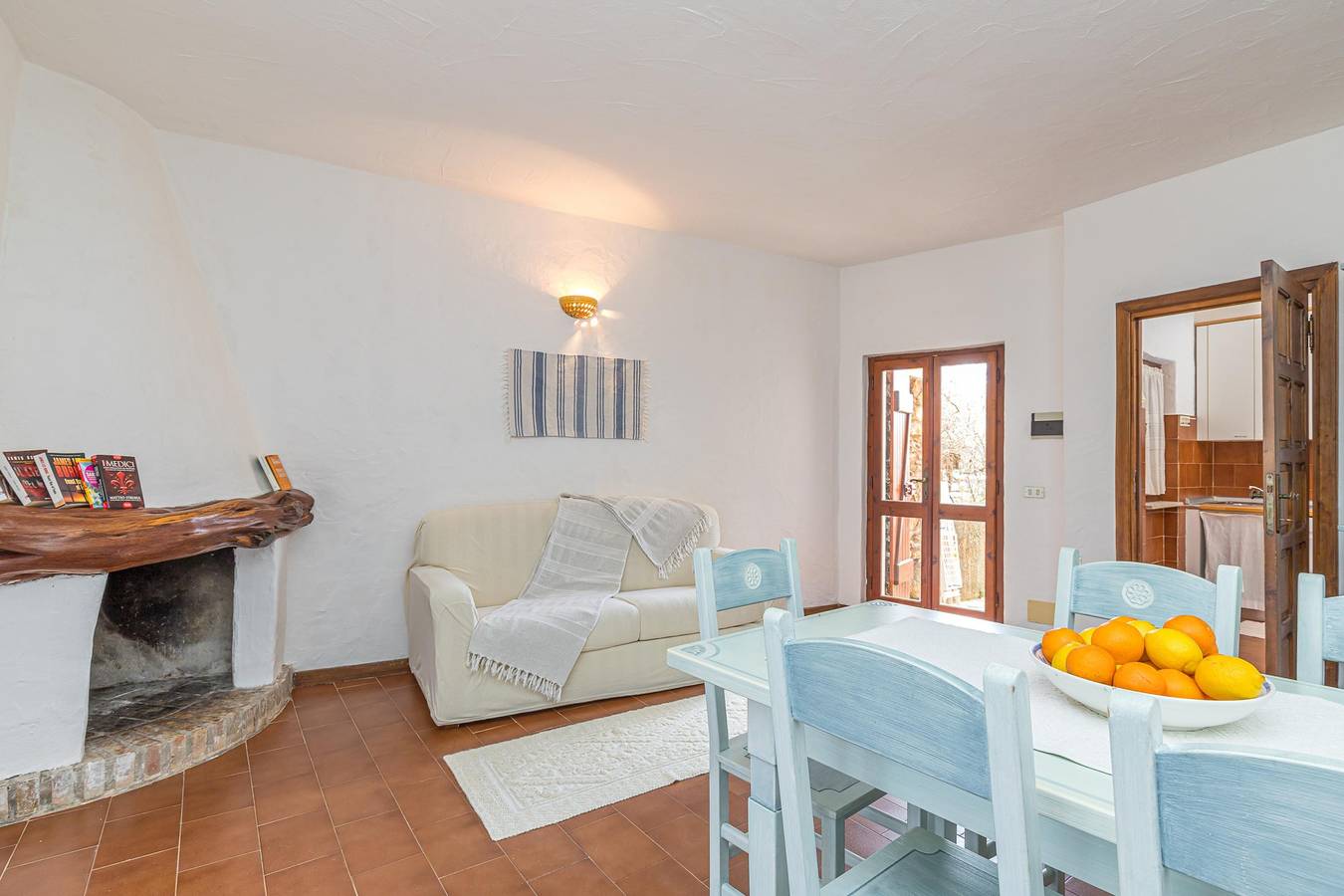 Appartamento intero, Erica Piano Terra 150m From the Beach in Baia Caddinas, Golfo Aranci