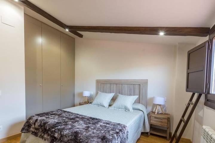 Gîte pour 4 personnes, avec vue, animaux acceptés à Tudela - 2