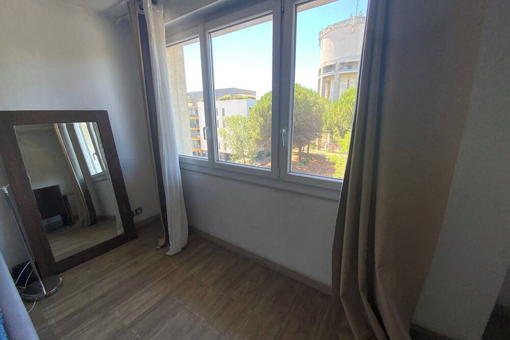 Entire apartment, Large air-conditioned apartment between the beach and the center of Montpellier in Croix d'Argent, Montpellier