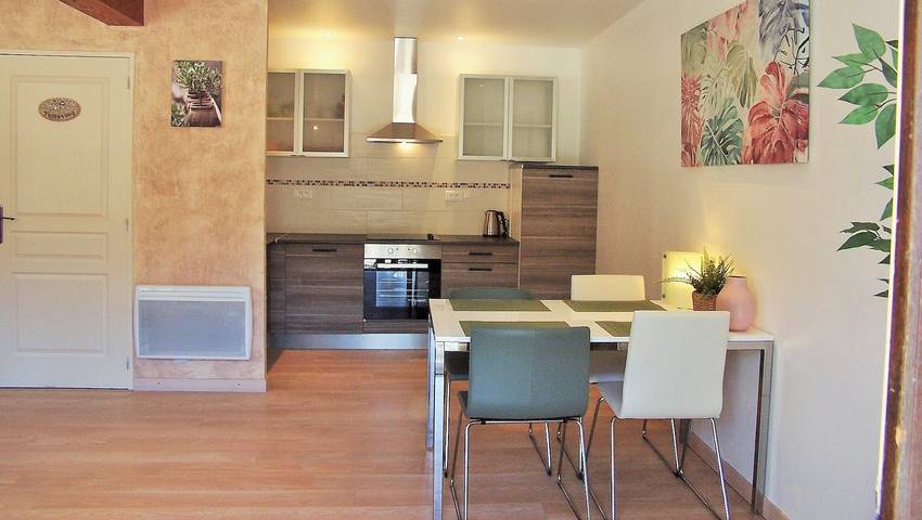 Casa Vacanze 'Papillon' con Vista Montagna e Wi-Fi in Beaumont-en-Diois, Die e dintorni