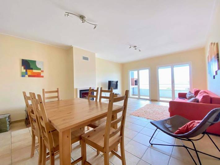 Ferienwohnung für 4 Personen, mit Kinderpool und Ausblick sowie Pool und Garten in Aljezur - 3