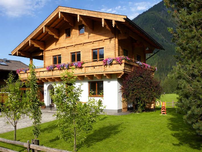 Ferienwohnung für 4 Personen, mit Balkon in Neukirchen am Großvenediger - 2