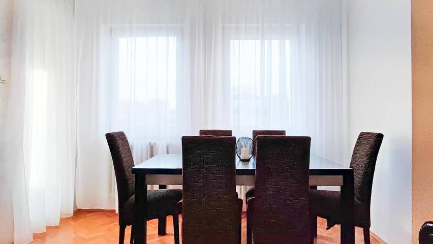 Gîte pour 4 personnes, avec Balcon et Vue à Novi Sad - 2