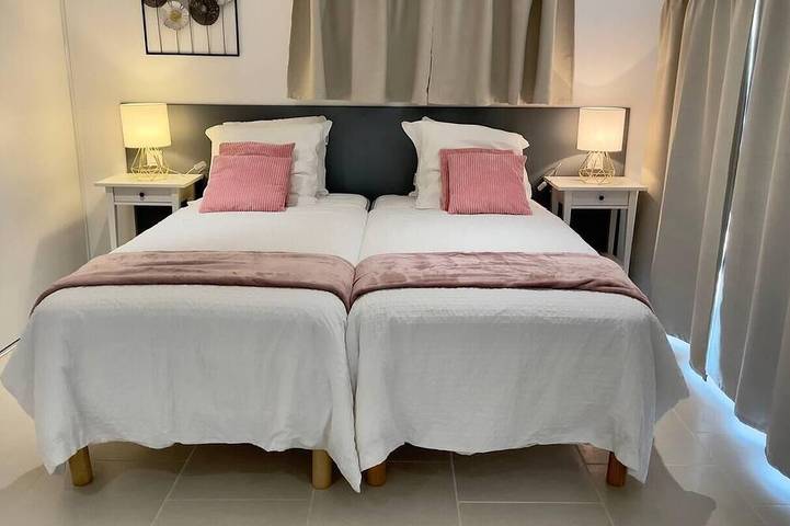 Location de vacances pour 4 personnes, avec piscine à Bendejun - 3