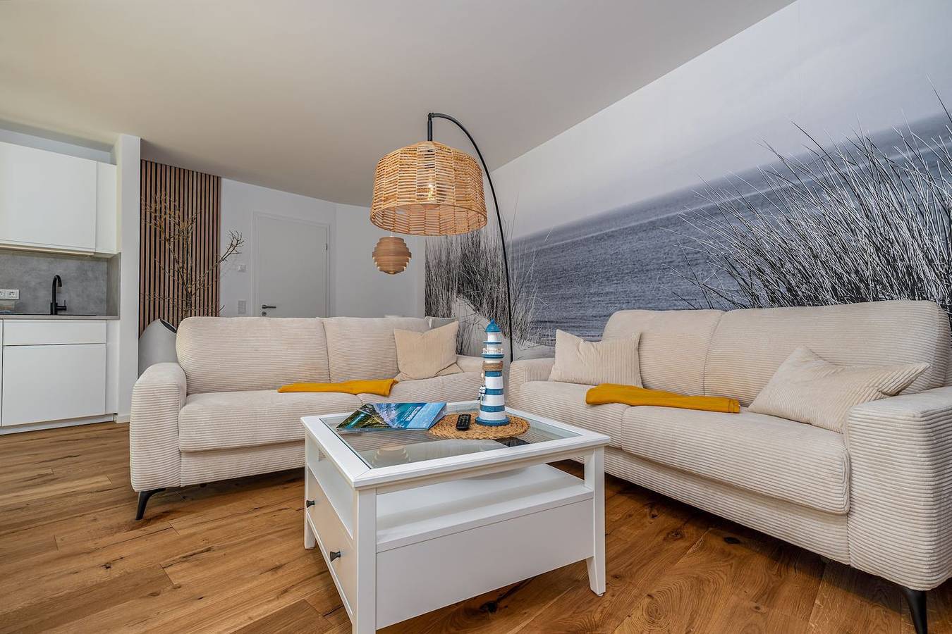 Ganze Wohnung, Modern eingerichtete Ferienwohnung an der Seebrücke in strandnaher Lage in Graal-Müritz, Rostock und Umgebung