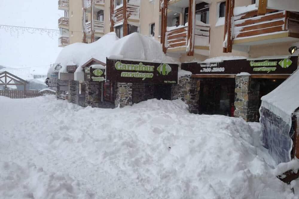 Apartamento entero, Muy bonito apartamento a pie de pistas y del centro deportivo y de ocio. in Val Thorens, Les Trois Vallées