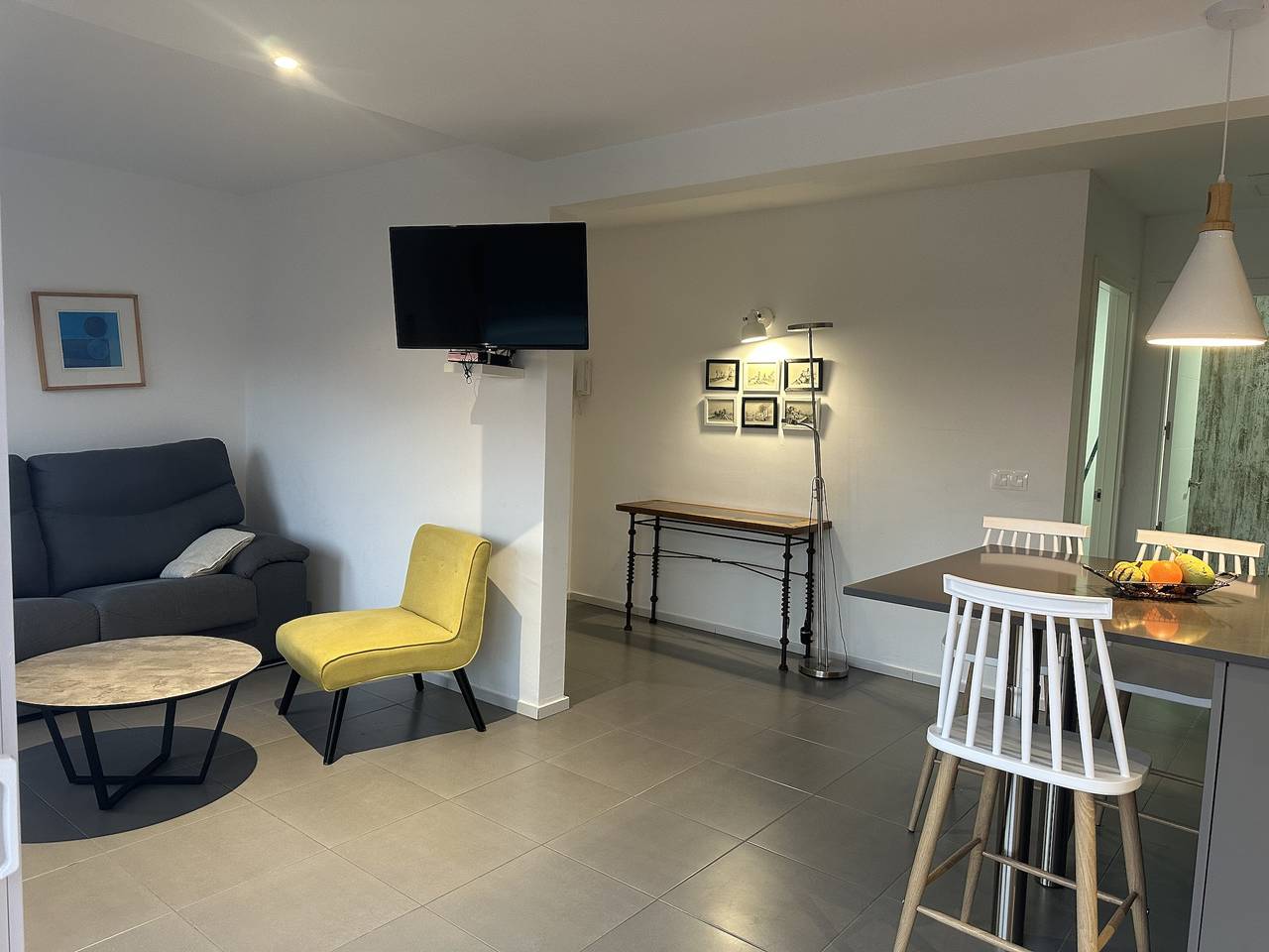 Entire apartment, Agi Solimar Centro in Roses Centre, Roses