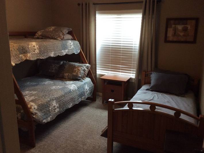 Vacation rental for 8 people, with yard and terrace in Fayetteville