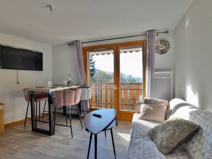 Gîte pour 4 personnes, avec balcon à Thollon-les-Mémises - 2